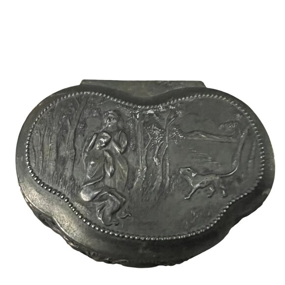 Antique Silver-Plated Trinket Box With Romantic Scene &‎ Red Velvet Interior - Picture 2 of 8